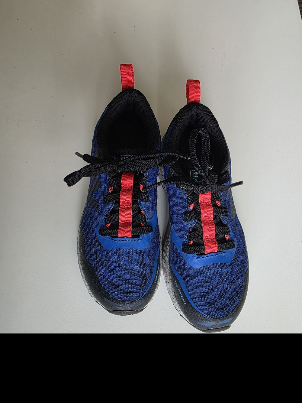 New Balance Kids Blue and Red Lace-Up Sneakers